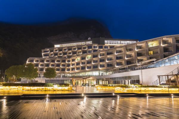 Как совместить оздоровление и роскошный отдых: пять лучших азербайджанских отелей.